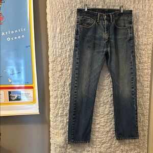Levi's 505: Medium Wash Jeans, 34 X 30